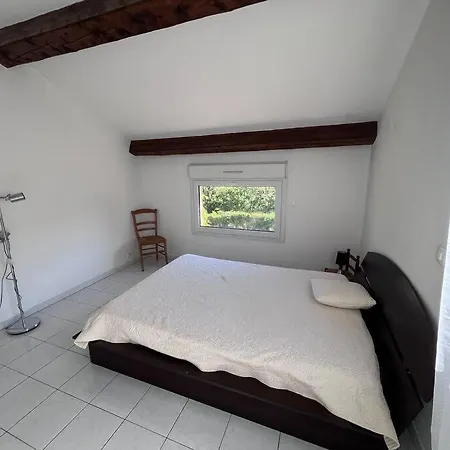 St Raphael A Pieds Апартаменты *